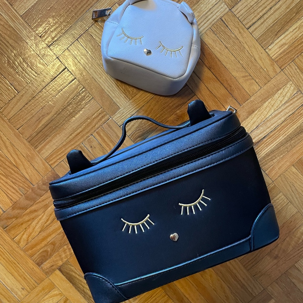 Cute Due Cosmetic Bags